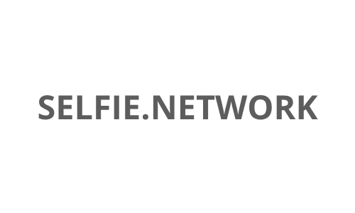 SelfieNetwork logo